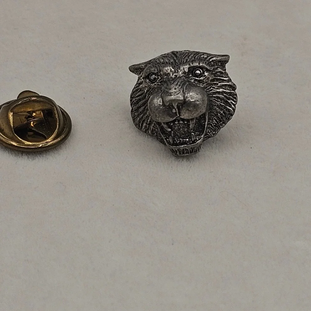 Big Wild Cat Head Pin 3D 745 Silver Tone Pewter Lapel '82 Tie Tack Jaguar Cougar